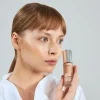 DR IRENA ERIS šilkinio spindesio suteikianti makiažo bazė Silky Shine, 30ml